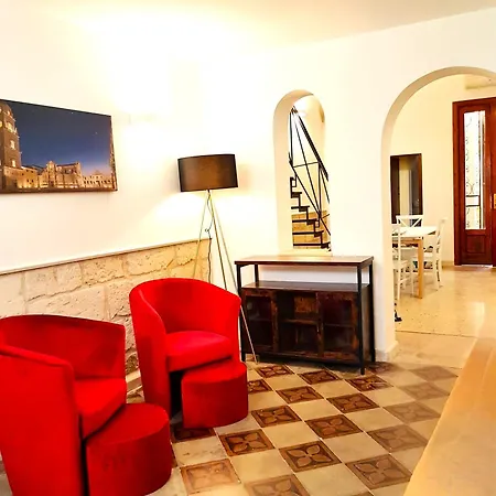 Casa Dante Deliziosa Casa A Due Passi Dal Centro Prázdninový dům Lecce