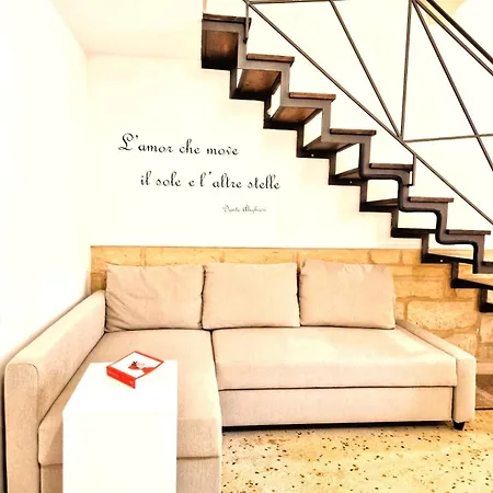 Casa Dante Deliziosa Casa A Due Passi Dal Centro Holiday home *